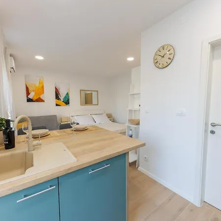 Breeze Apartament *